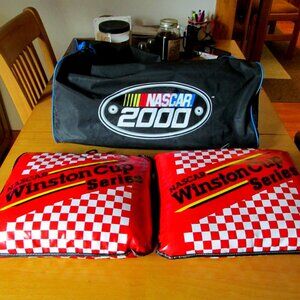 BA230-Like New Vintage 2 Winston Cup Cushions in a Nascar 2000 Duffle Bag